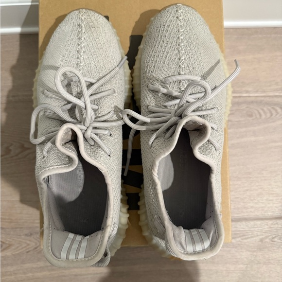 Sesame Yeezy Boost 350 Sneakers - Picture 3 of 3